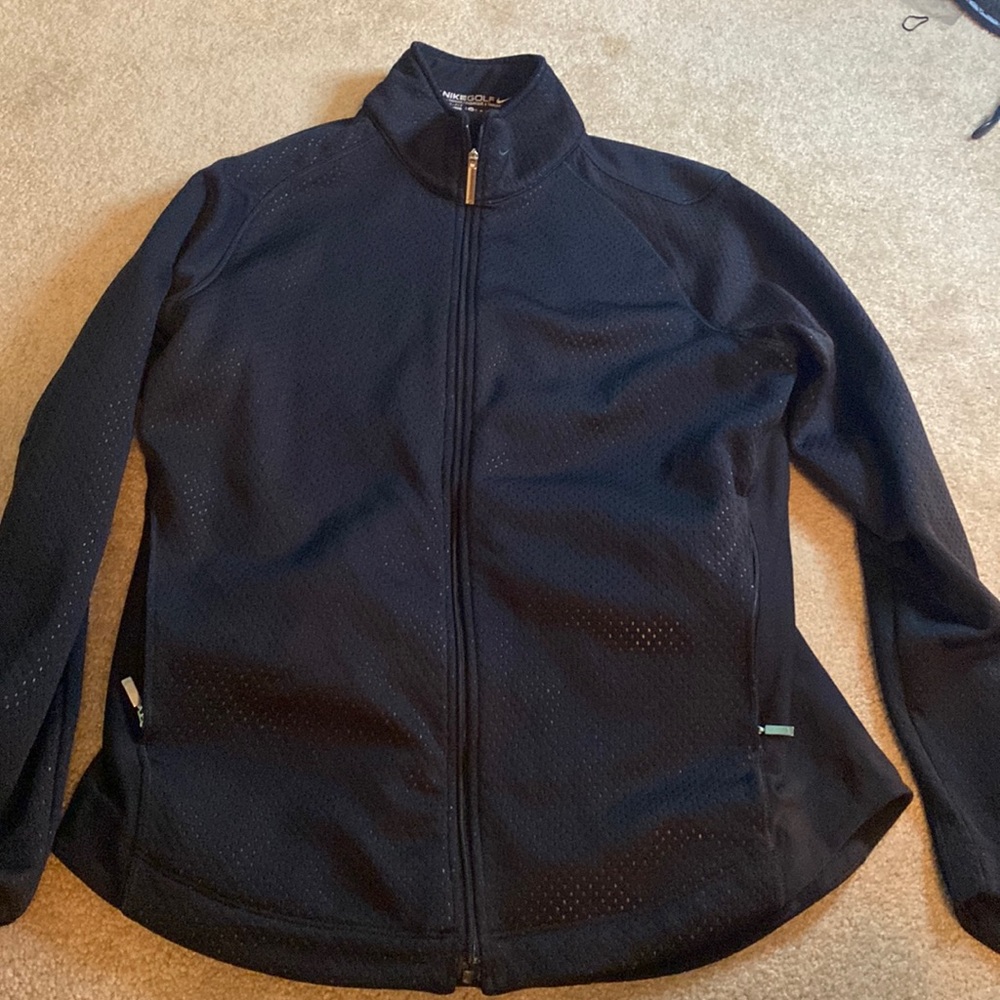 Black Nike golf jacket